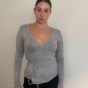 Aritzia Top - Wilfred Free - Size S - Gray Long Sleeve Wrap Knit Top